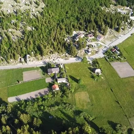 Pensión Bujtina 2 Valbone
