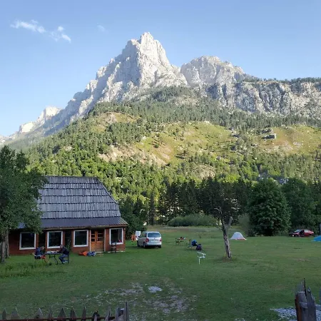 Bujtina 2 Guest house *